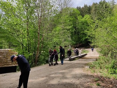 unterwegs am Lenauteich, © Naturpark Sparbach